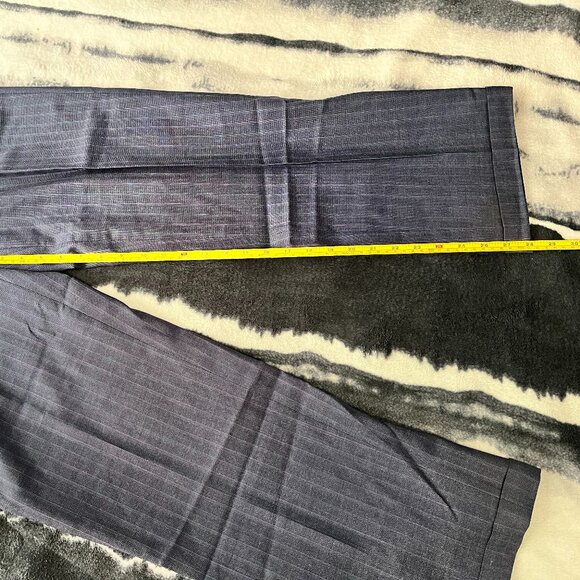 Harry Rosen Men's Pin-stripe Blazer and Pants - Picture 4 of 14